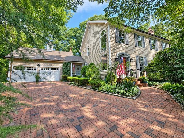 259 Astor Drive , Sayville, NY 11782