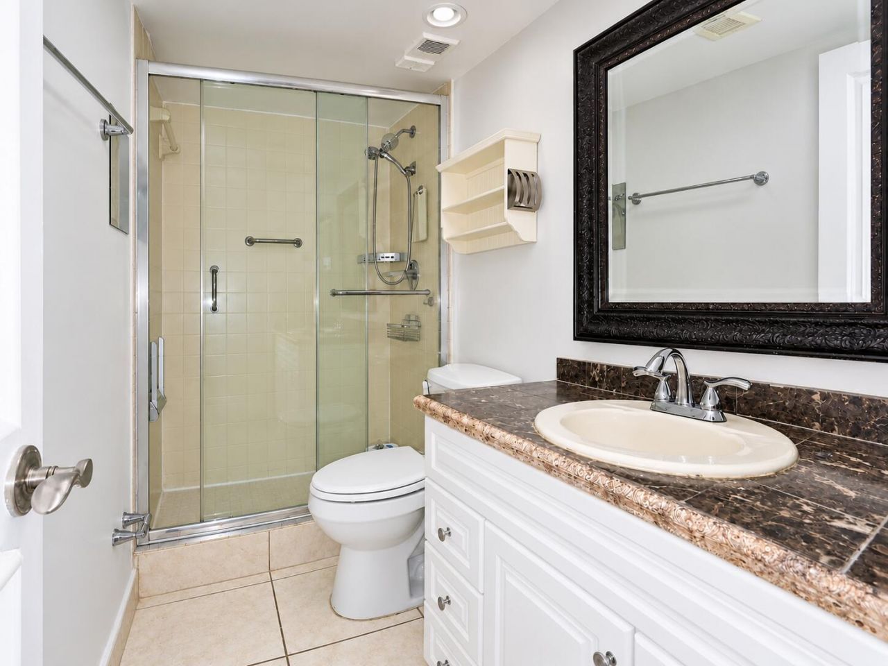 110 Lake Emerald Drive, Unit 103, Oakland Park, FL 33309 Photo