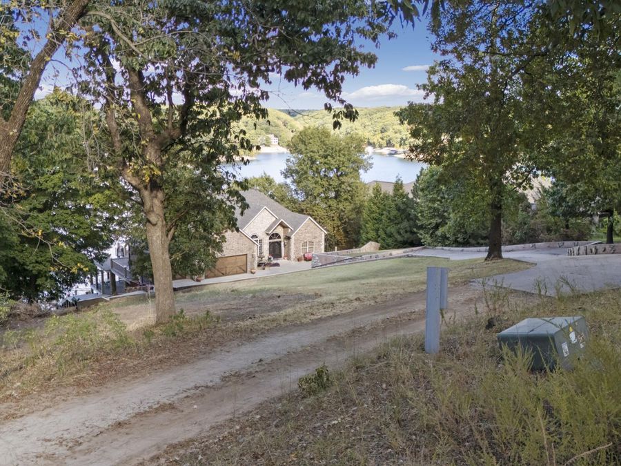 Property Image 95