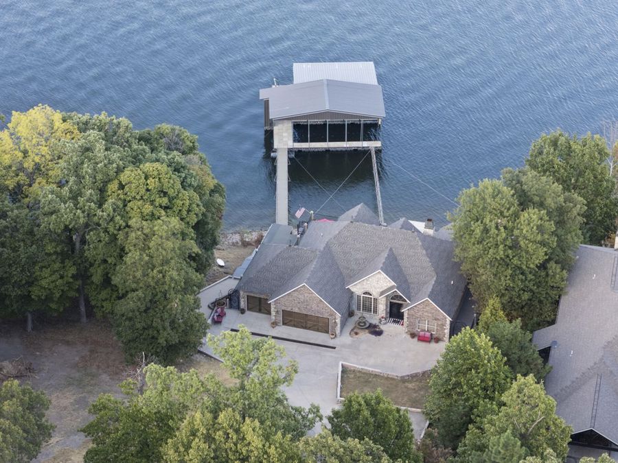 Property Image 100