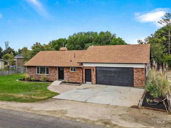 10520 W Arnold Rd, Boise, ID 83714