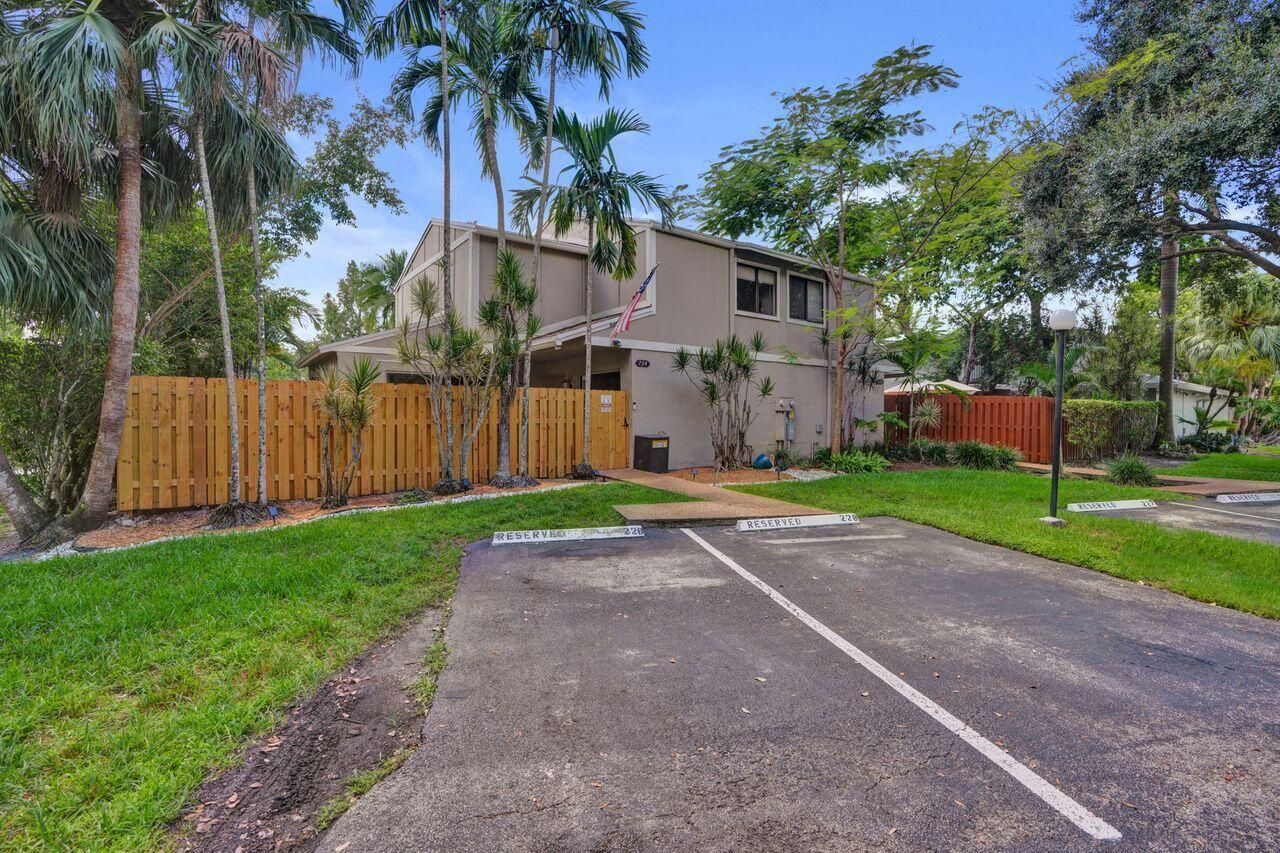 734 NW 132nd Terrace, Plantation, FL 33325 Photo