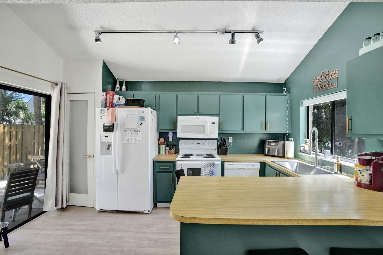 734 NW 132nd Terrace, Plantation, FL 33325 Photo