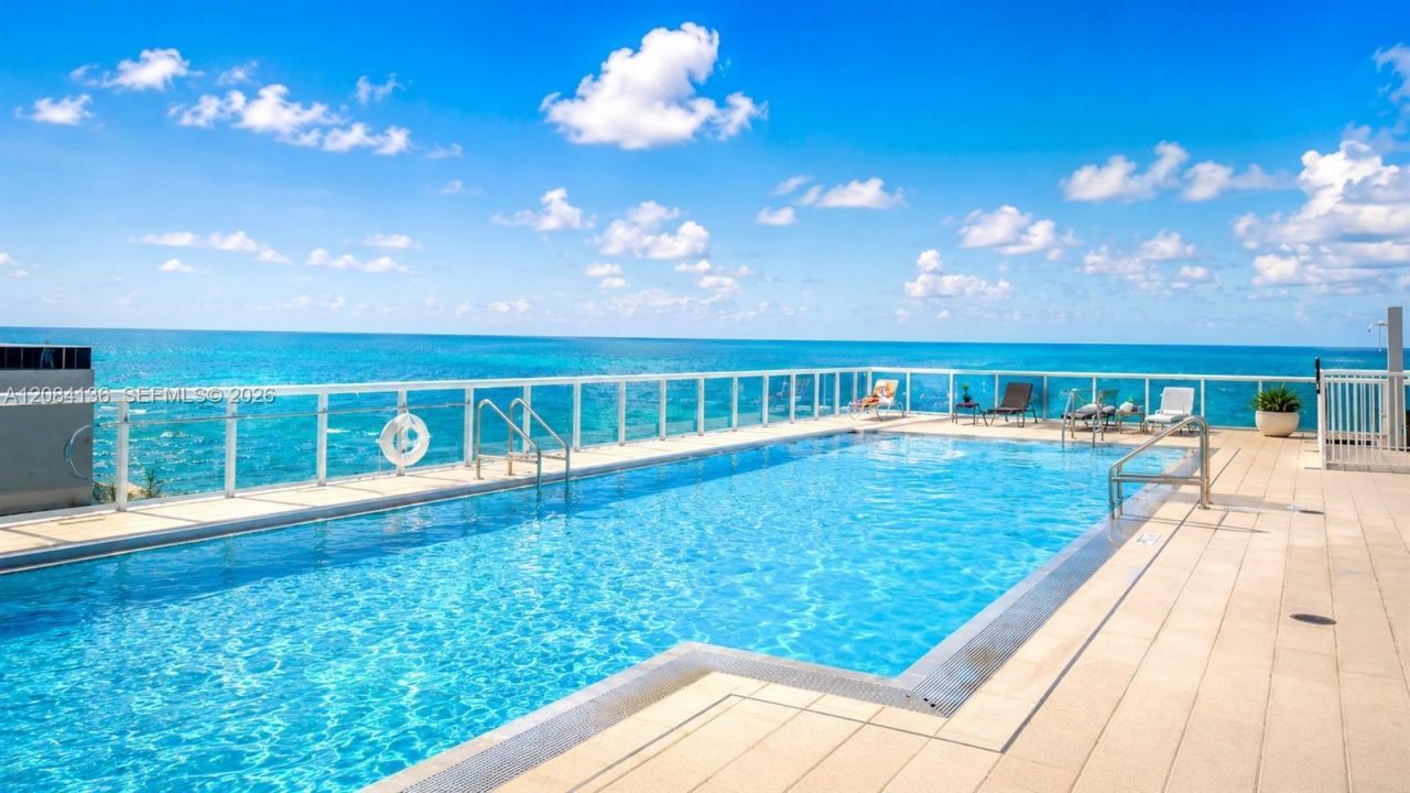 15901 Collins Ave , Unit 4303, Sunny Isles Beach, FL 33160 Photo