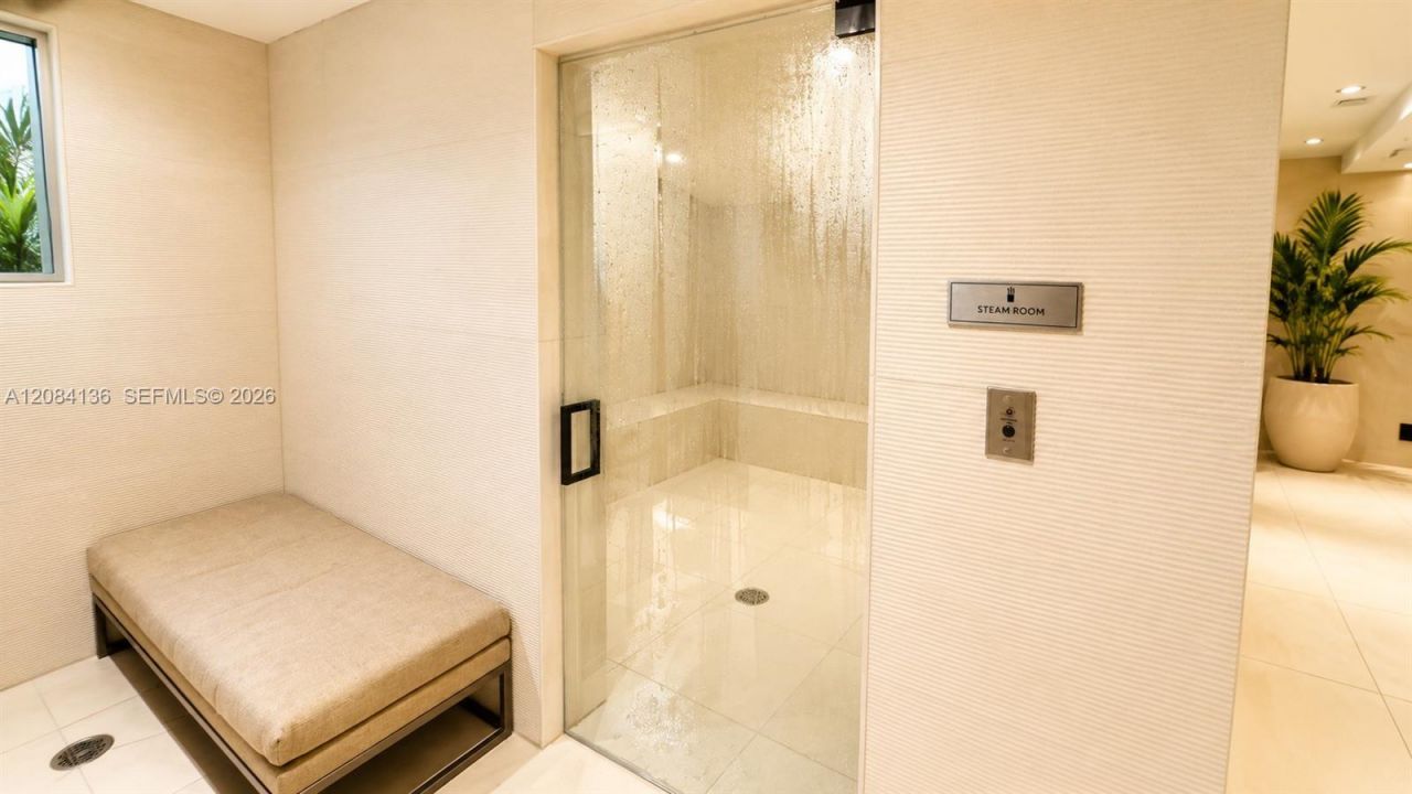 15901 Collins Ave , Unit 4303, Sunny Isles Beach, FL 33160 Photo