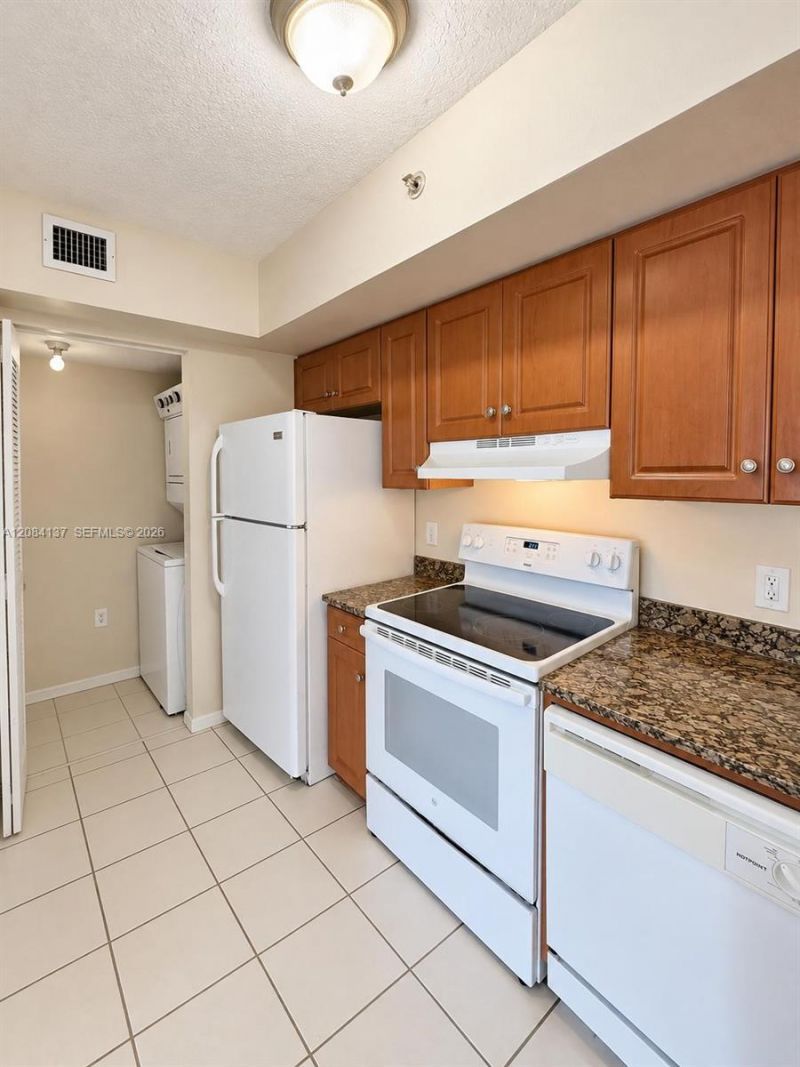 17622 NW 25th Ave , Unit 201, Miami Gardens, FL 33056 Photo