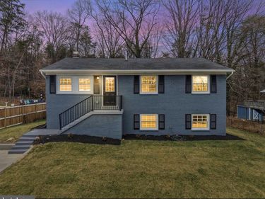 4604 KENTWOOD LANE , WOODBRIDGE, VA 22193
