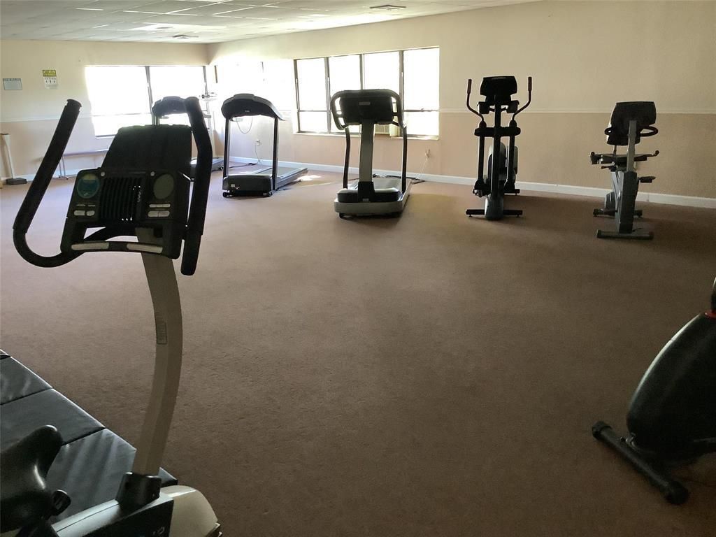 8400 Sunrise Lakes Boulevard, Unit 101, Sunrise, FL 33322 Photo