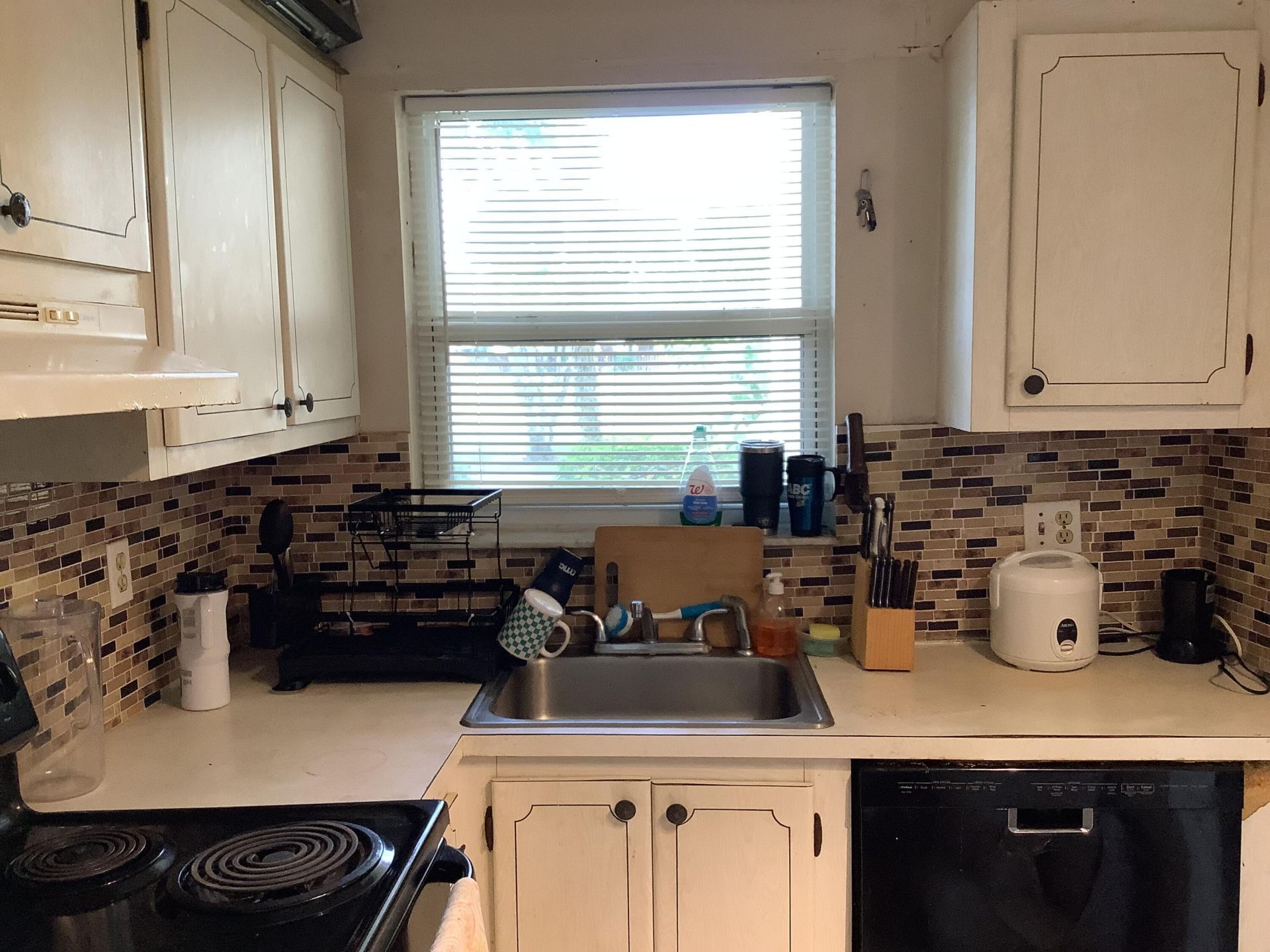 8400 Sunrise Lakes Boulevard, Unit 101, Sunrise, FL 33322 Photo