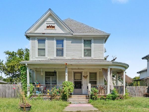 634 E 13th Street , Davenport, IA 52803