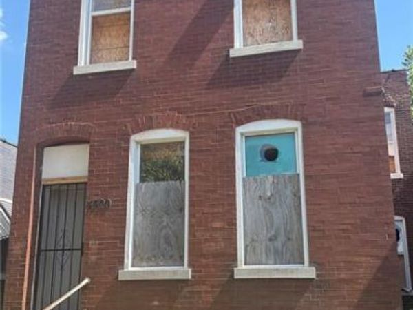 7520 Vermont Avenue , St Louis, MO 63111