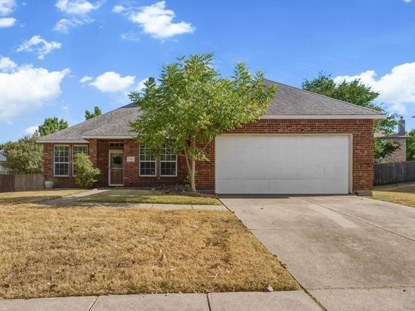 1738 Summerwood Lane, Cedar Hill, TX 75104