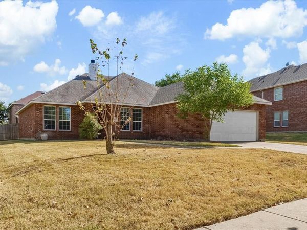 1738 Summerwood Lane, Cedar Hill, TX 75104