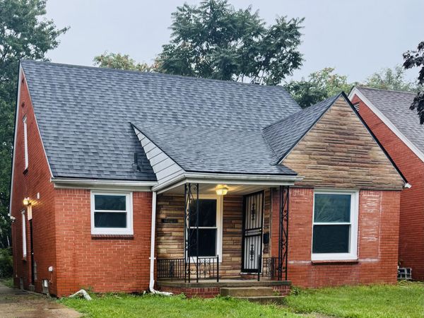 11566 Sanford Avenue, Detroit, MI 48205