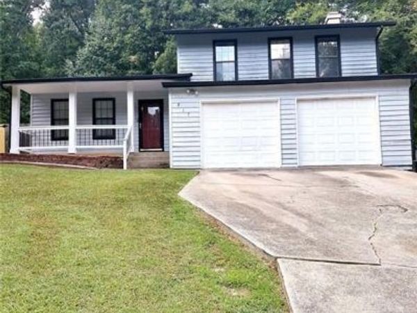 817 Forest Path, Stone Mountain, GA 30088
