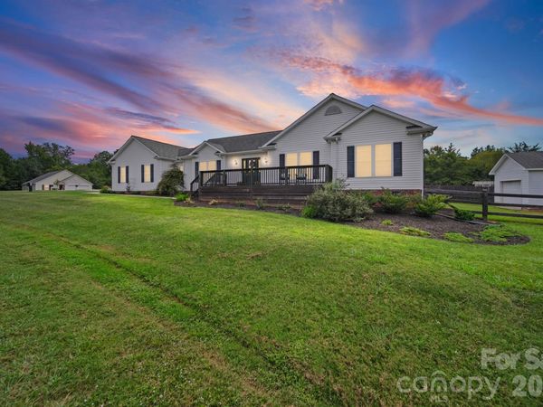 708 Paint Circle , Oakboro, NC 28129