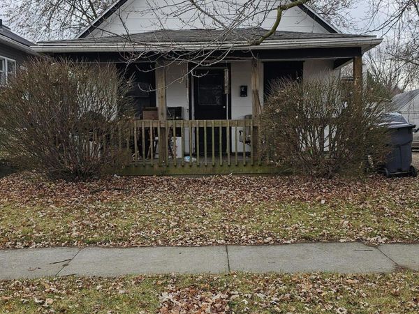 1126 E Market Street, Lima, OH 45804