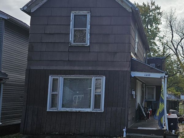 1210 E Market Street, Lima, OH 45804