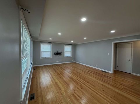 Main Photo