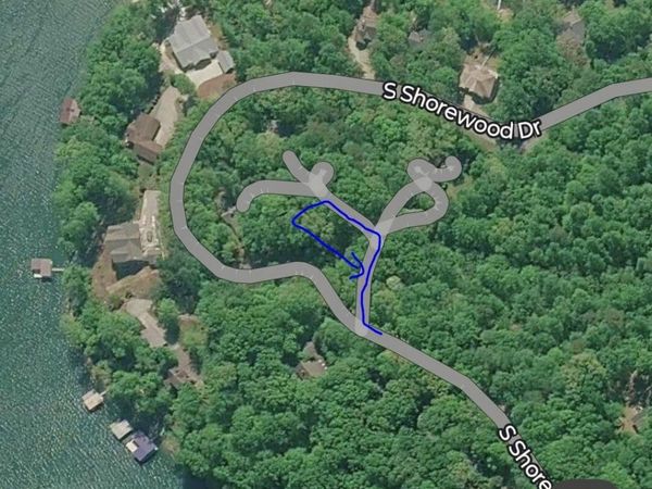 S Shorewood Lane, Caryville, TN 37714
