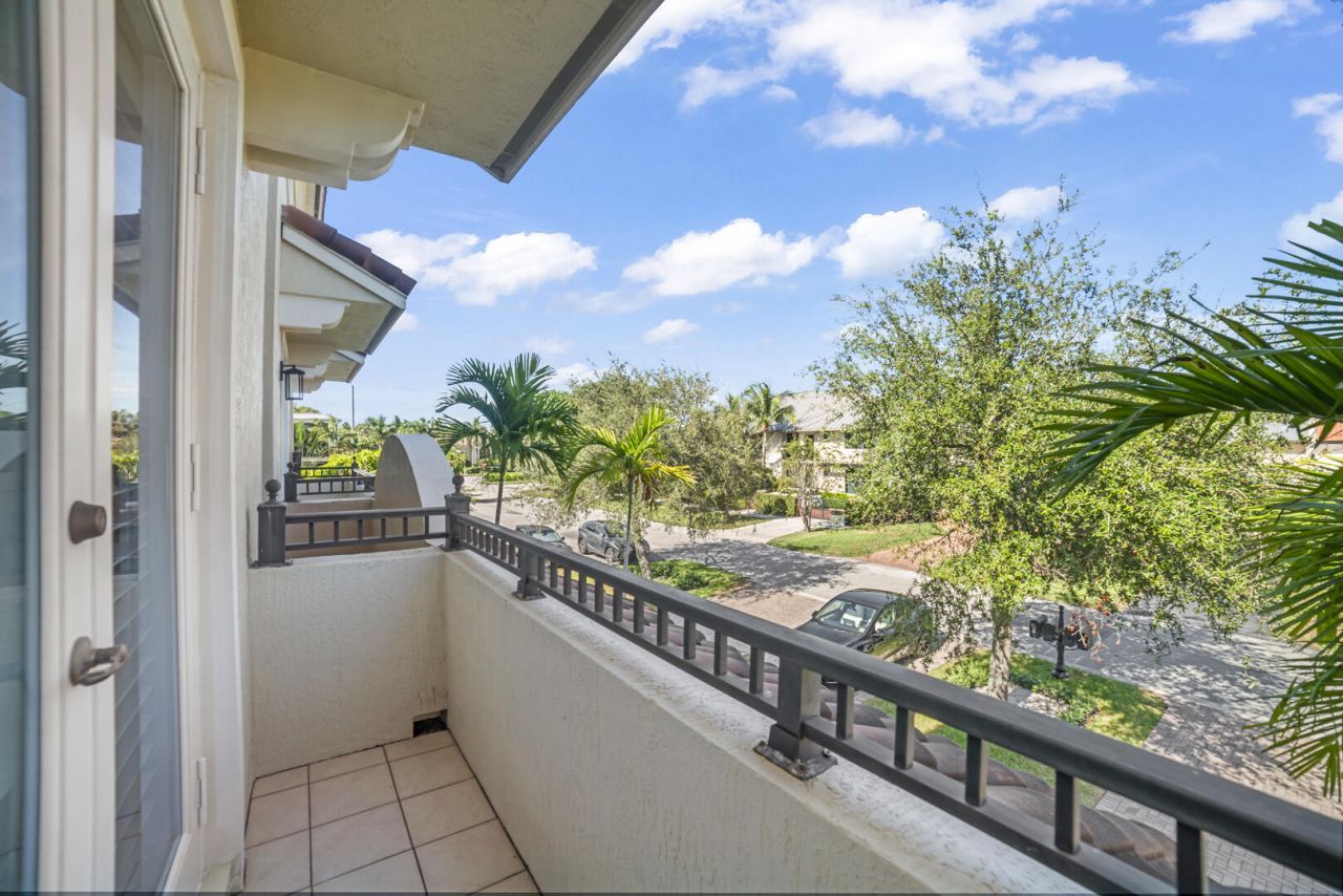 1849 NE 26th, Unit 2, Fort Lauderdale, FL 33305 Photo