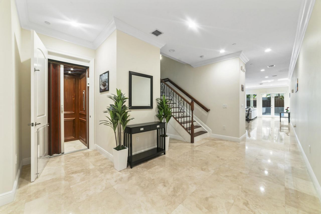 1849 NE 26th, Unit 2, Fort Lauderdale, FL 33305 Photo
