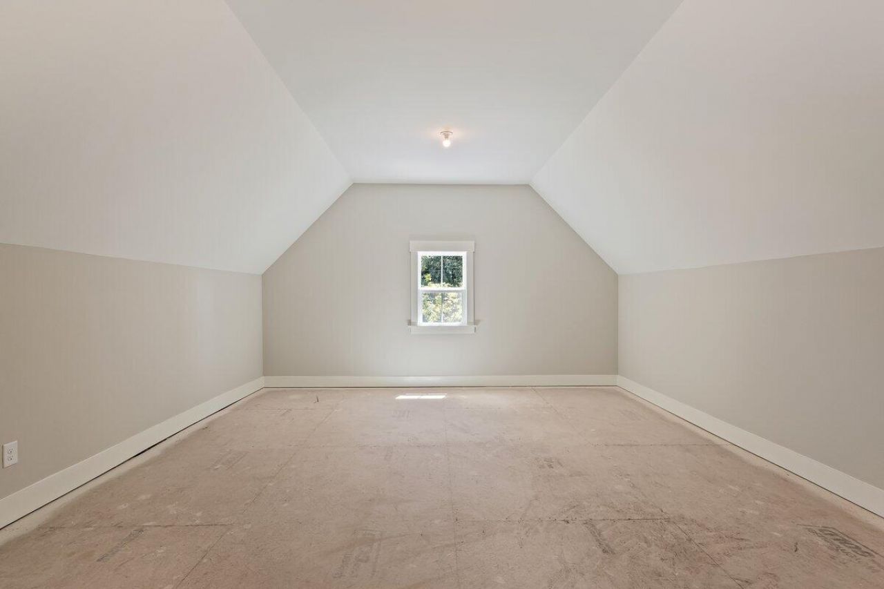 6224 Martin Street Photo 17