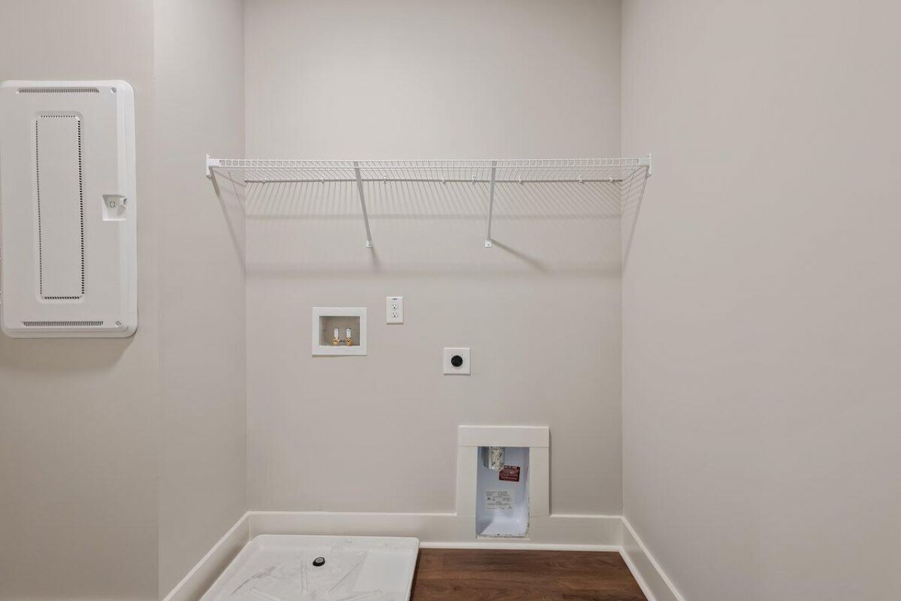 6224 Martin Street Photo 18