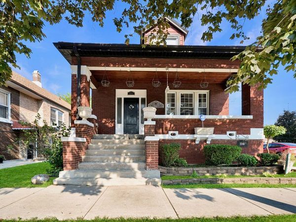 2241 S Austin Boulevard , Cicero, IL 60804