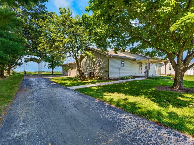 22209 Bolender Pontius Road, Circleville, OH 43113 Photo 3