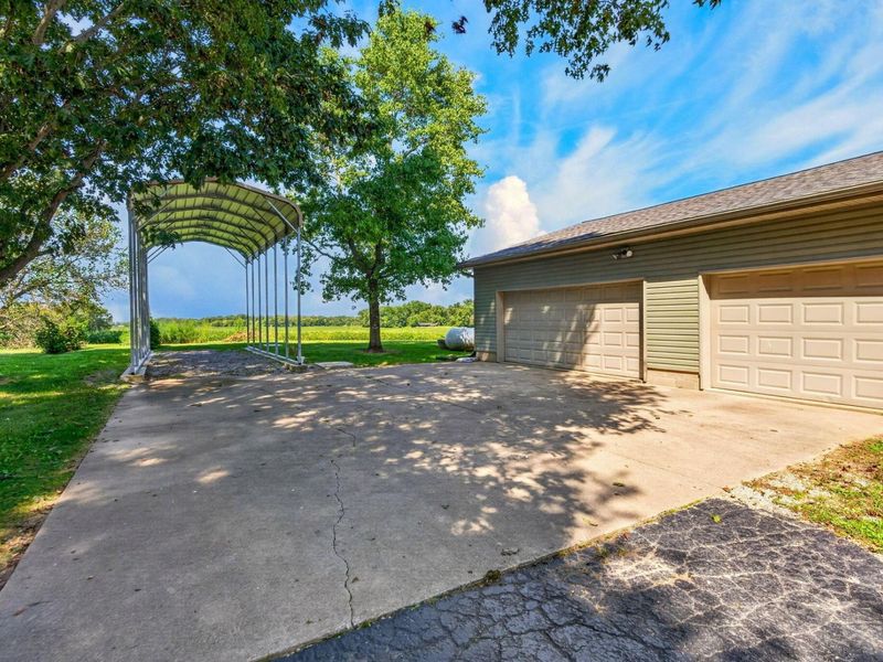 22209 Bolender Pontius Road, Circleville, OH 43113 Photo 31