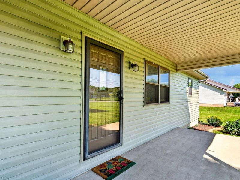 22209 Bolender Pontius Road, Circleville, OH 43113 Photo 6