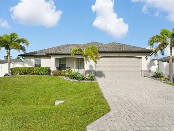 475 NE 3rd PL , CAPE CORAL, FL 33909