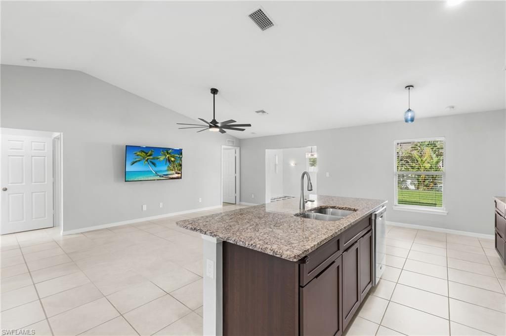 475 NE 3rd Pl , Cape Coral, FL 33909 Photo