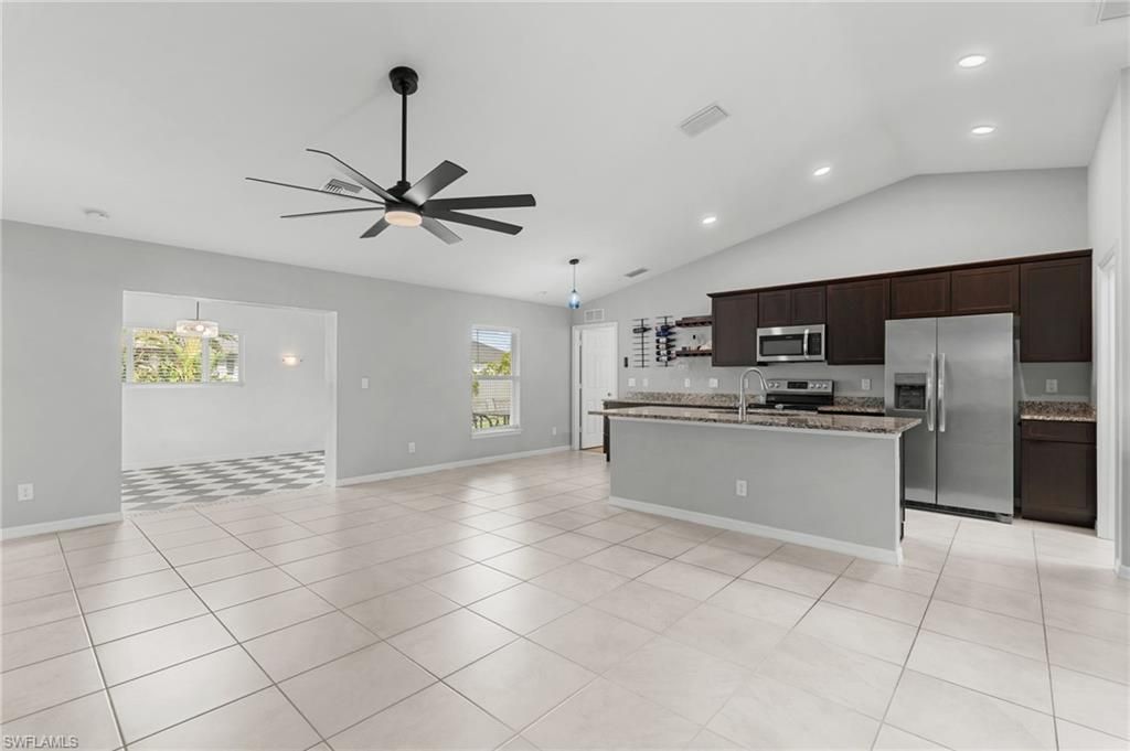475 NE 3rd Pl , Cape Coral, FL 33909 Photo