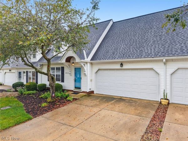 130 High Point Drive , Unit 50, Medina, OH 44256