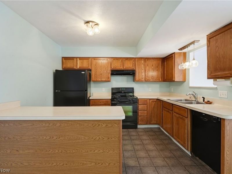 130 High Point Drive, Unit 50, Medina, OH 44256 Photo 10