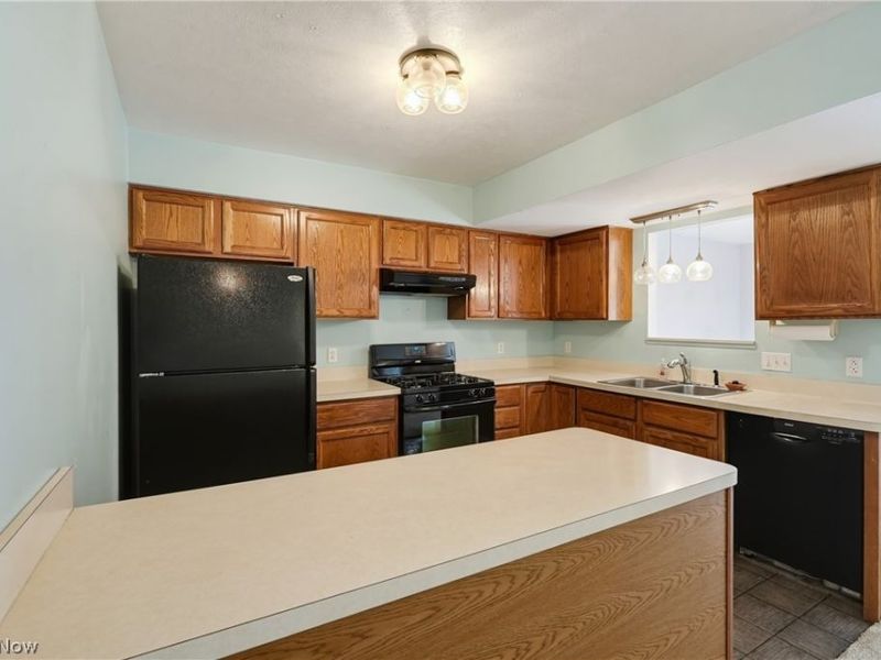 130 High Point Drive, Unit 50, Medina, OH 44256 Photo 8