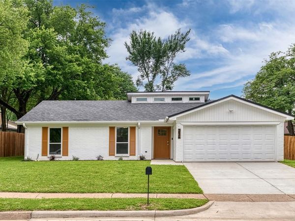 314 Sixpence Lane, Euless, TX 76039