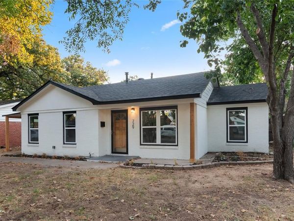 729 Thersa Drive, River Oaks, TX 76114