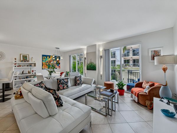 2631 NE 14TH Avenue, Unit 316, Wilton Manors, FL 33334