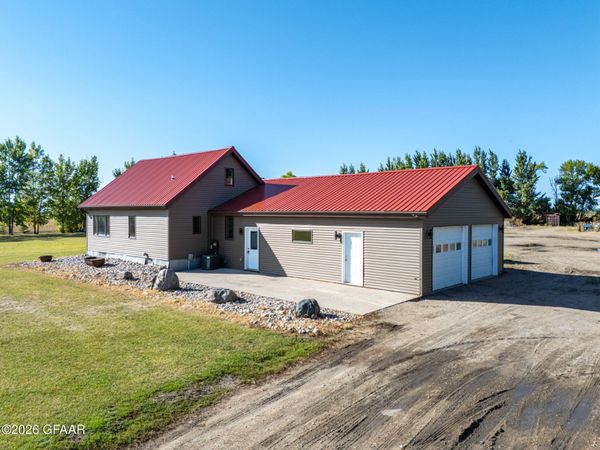 27152 230TH Street SW, Crookston, MN 56716