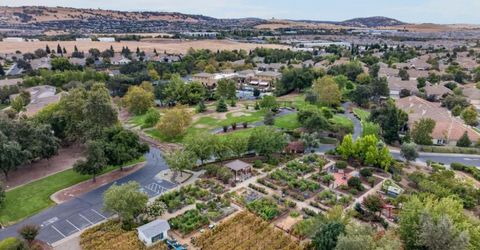 2100 Ranch Bluff Way, El Dorado Hills, CA 95762 Photo