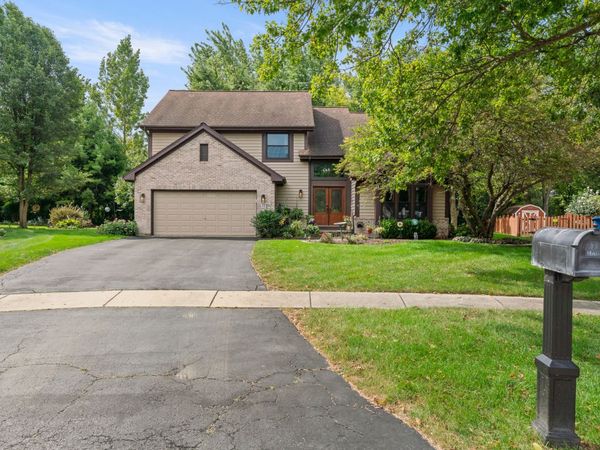 1139 Grand Oak Court, Bartlett, IL 60103