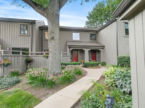 Main Photo