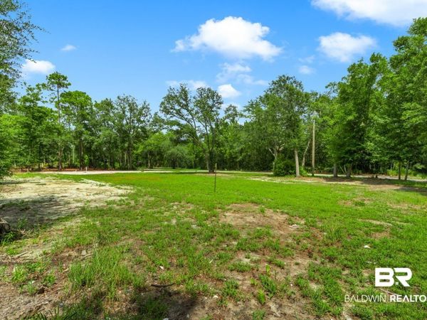 8227 Montgomery Ave, Perdido Beach, AL 36530