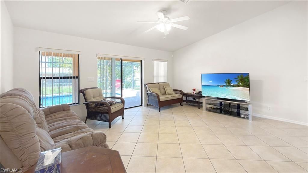205 SW 42nd St , Cape Coral, FL 33914 Photo