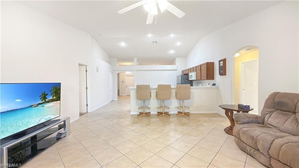 205 SW 42nd St , Cape Coral, FL 33914 Photo