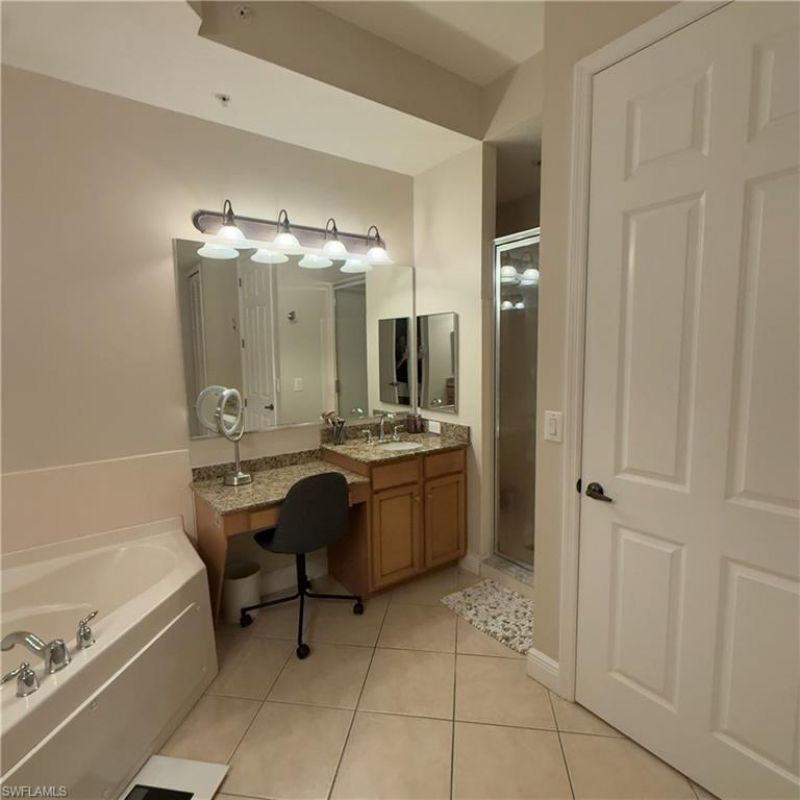 182 Shadroe Cove Cir, Unit 802, Cape Coral, FL 33991 Photo