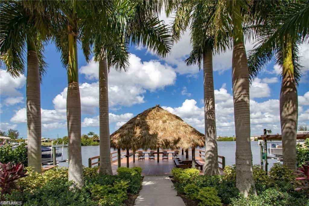 182 Shadroe Cove Cir, Unit 802, Cape Coral, FL 33991 Photo